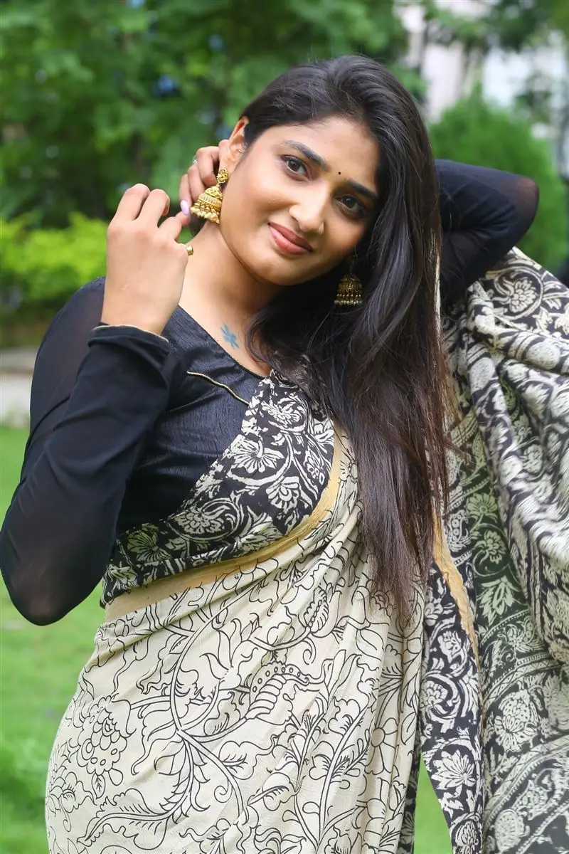 Priya Vadlamani In Beautiful Black Saree Blouse